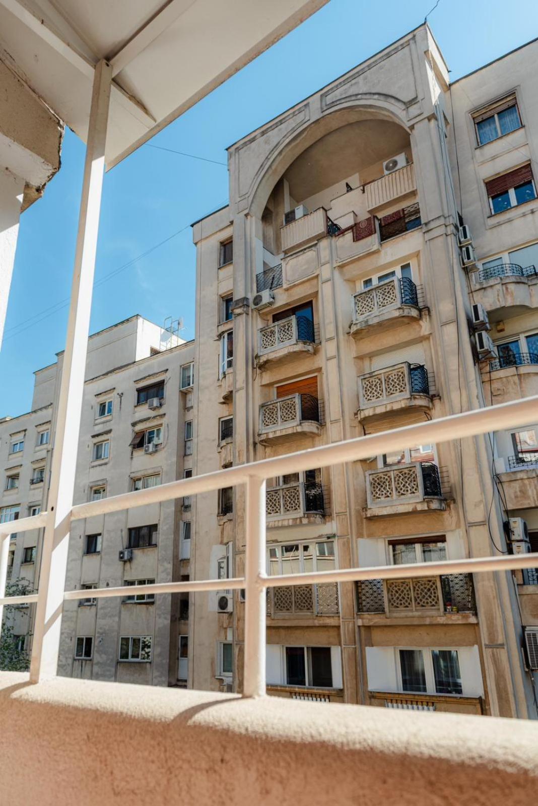 Heart Of Downtown 3 Rooms Apartment Self Check In Bükreş Dış mekan fotoğraf